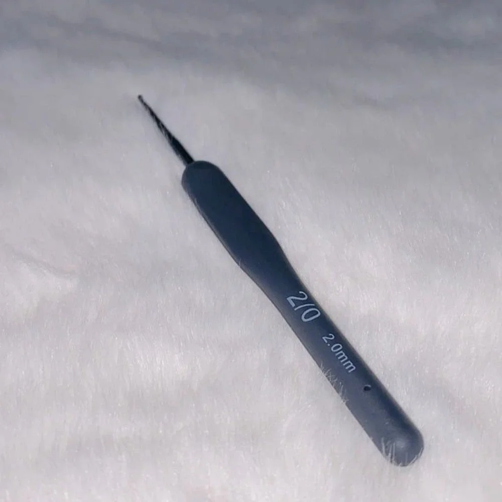N/A crochet needle