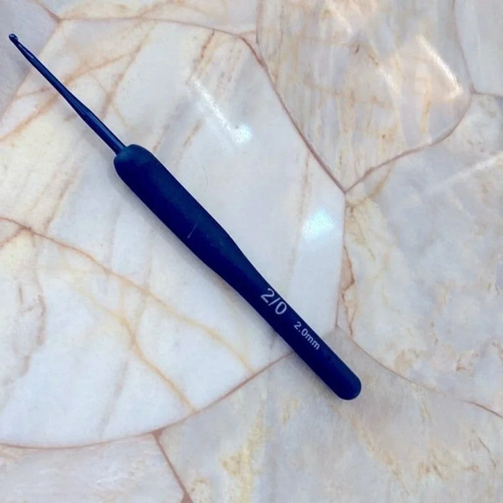 N/A crochet needle
