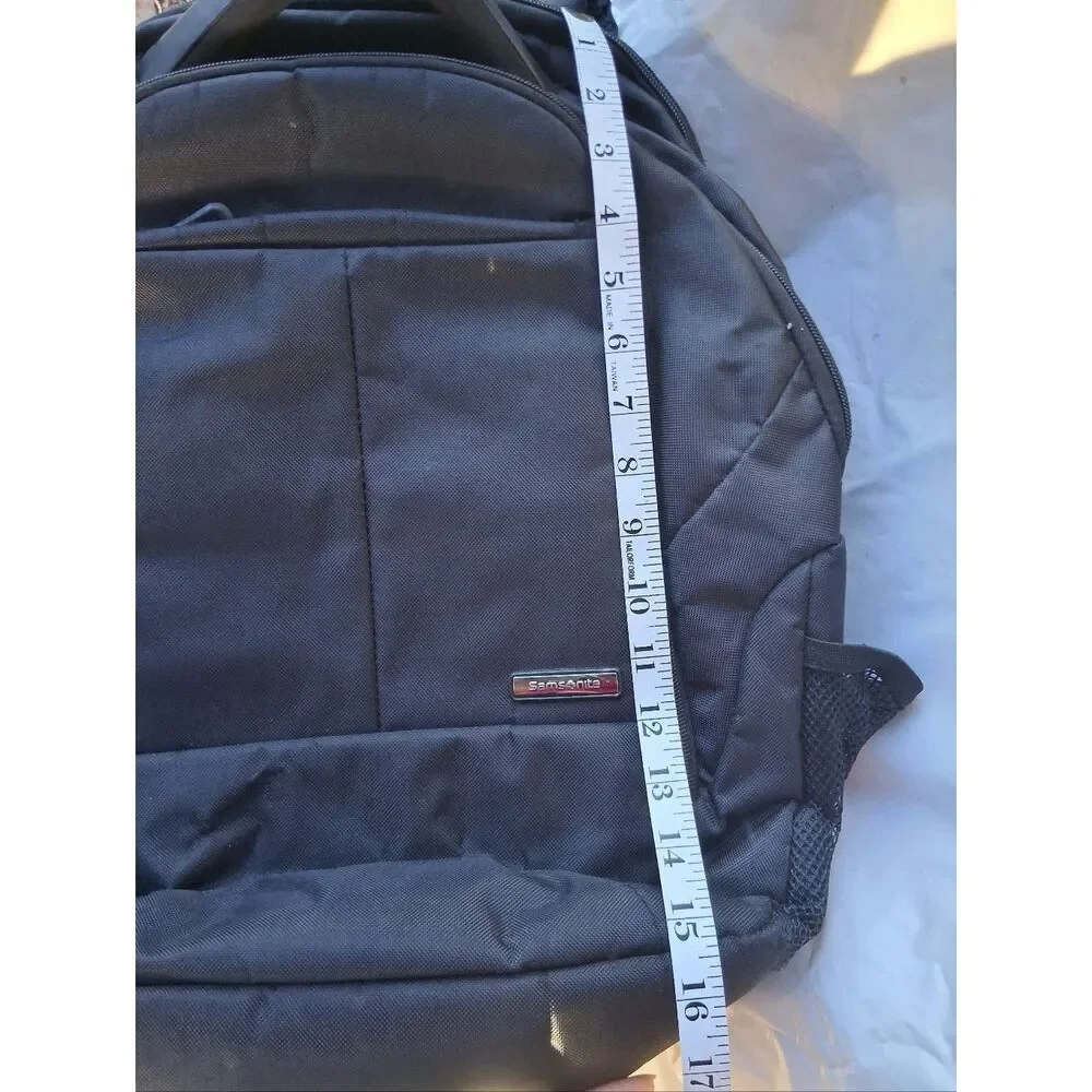 Samsonite backpack handle designed
