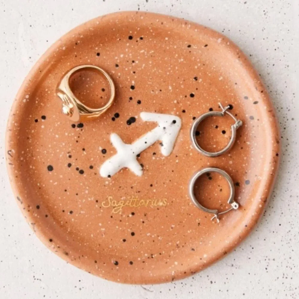 Urban Outfitters rough hewn