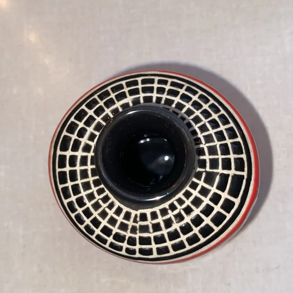 Pier 1 Imports Oriental Boho style Bud‎ Vase red black white
