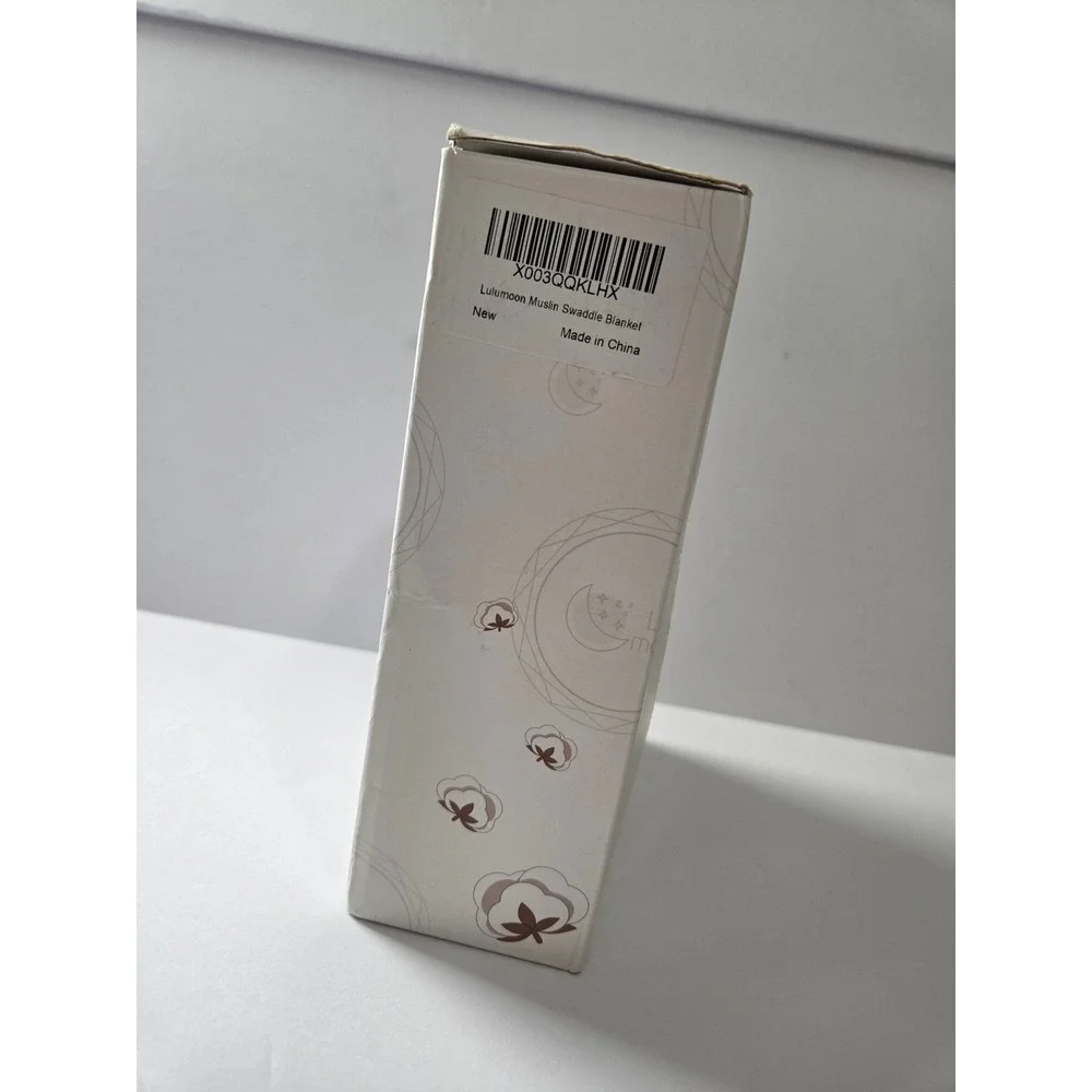 Lulumoon muslin swaddle