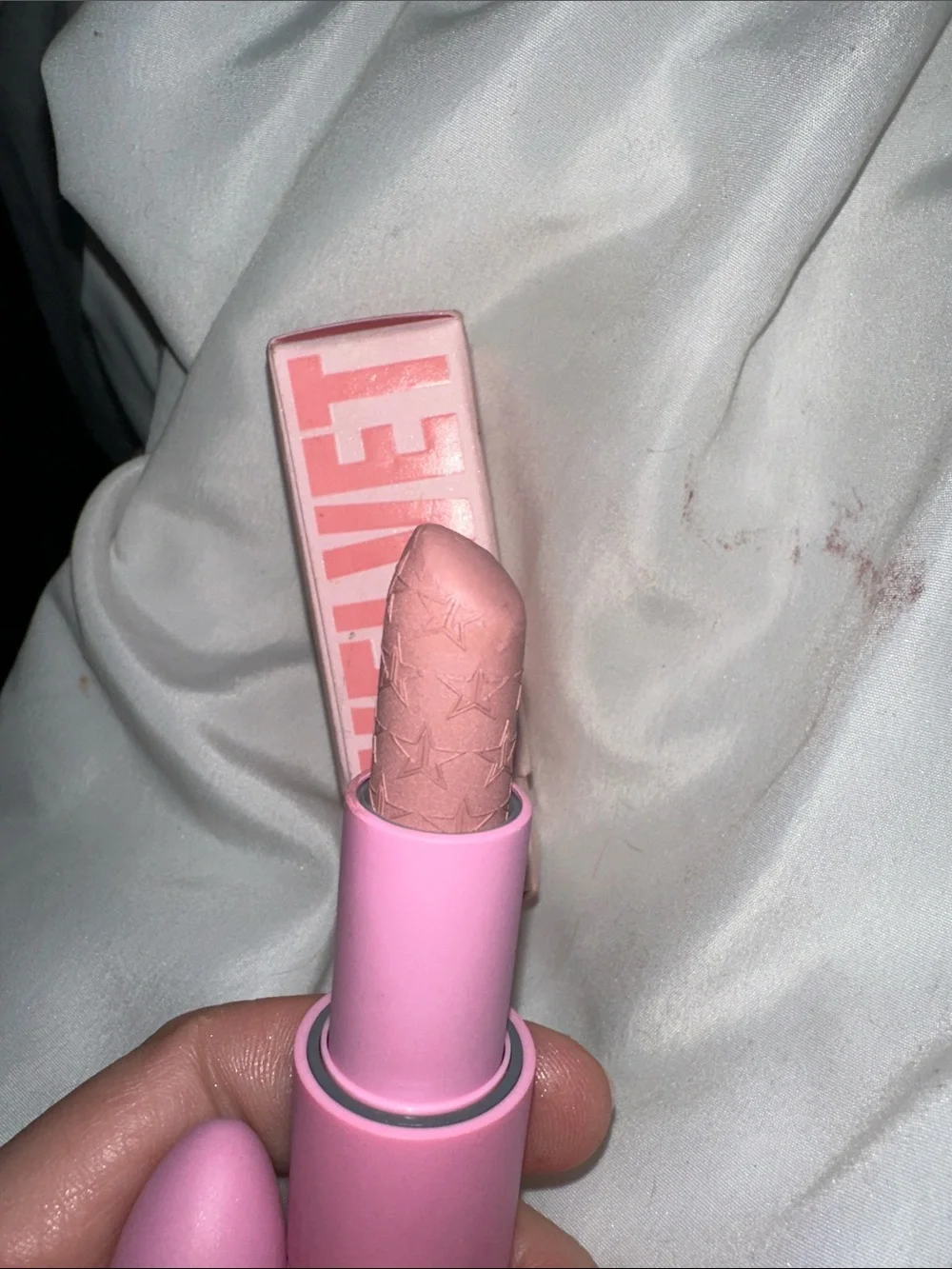 Jeffree Star bright pink