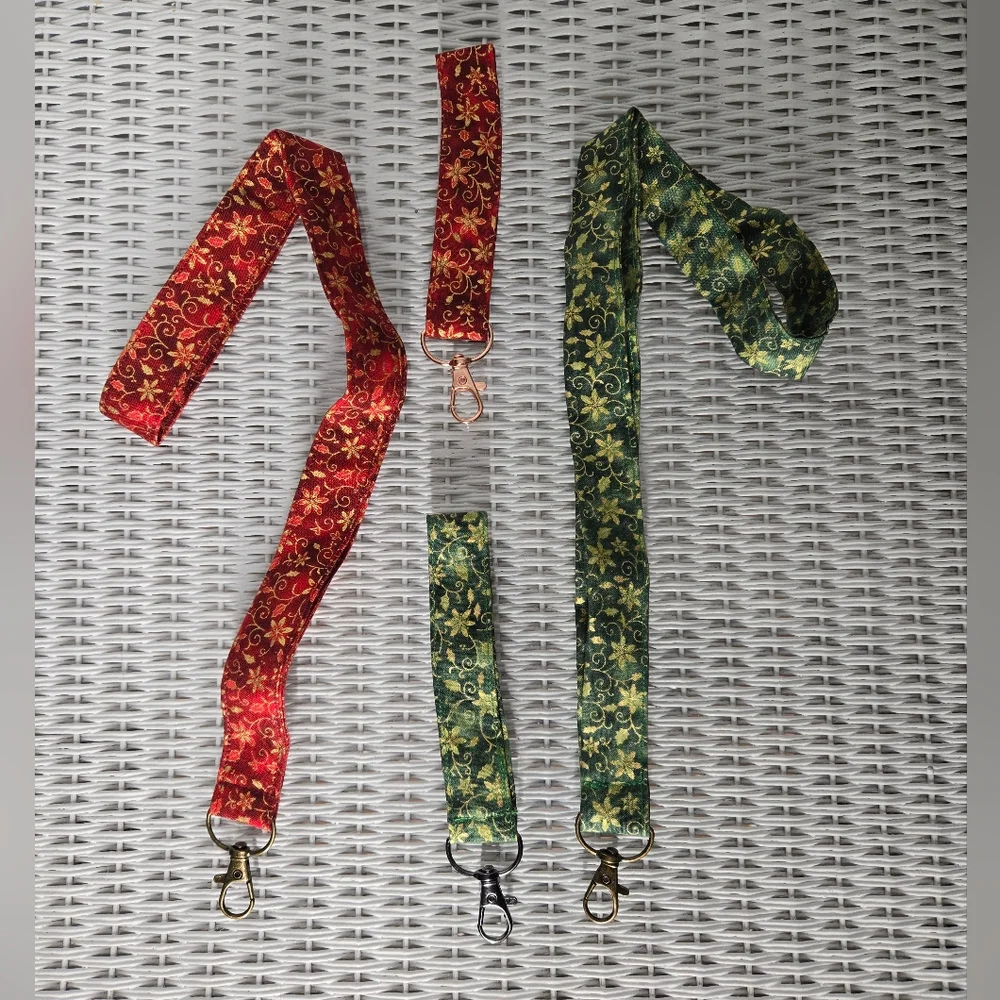 Red and Green Leaf Lanyard and Keychain Set