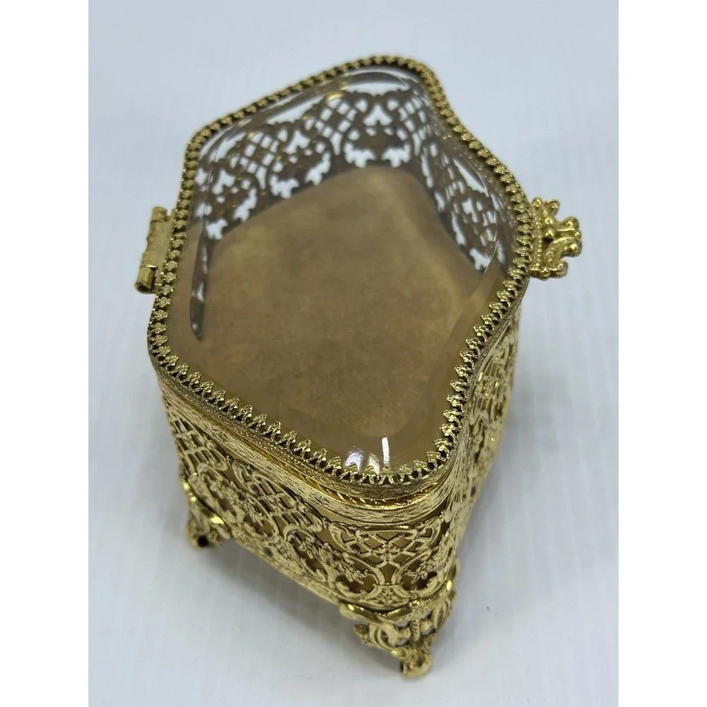 N/A vintage jewelry