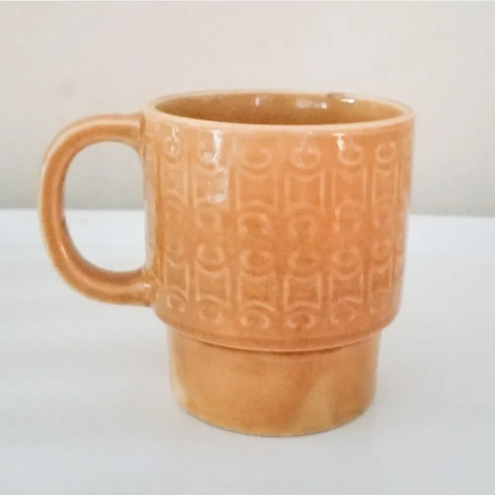 Vintage mug craising