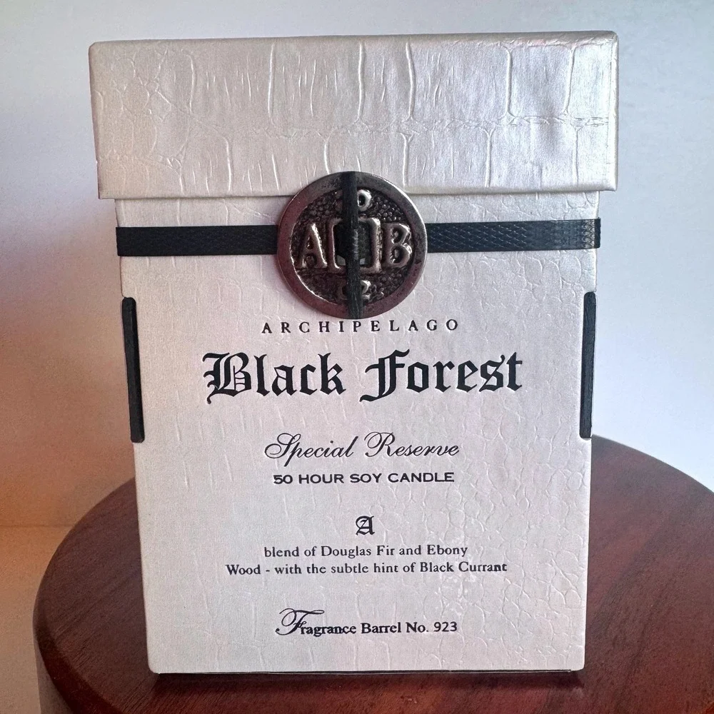 Archipelago Black‎ Forest Special Reserve Soy Candle Douglas Fir Ebony Wood