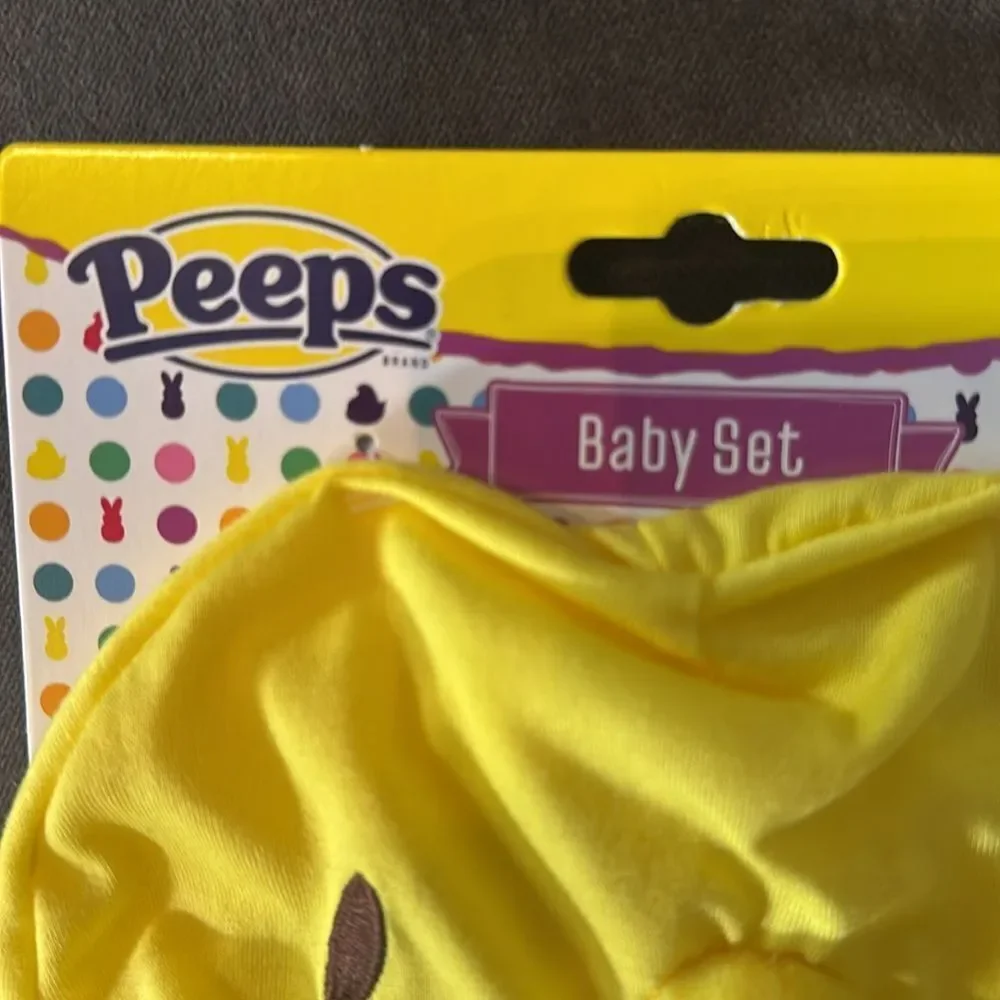 Yellow Peeps Easter Infant Baby 3 Piece Set - Hat Bib & Bunny Booties NEW