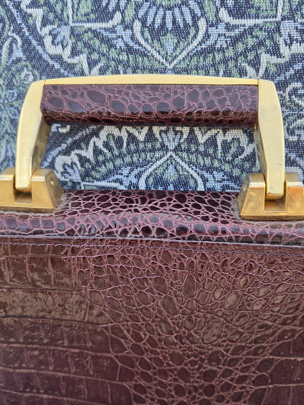 Vintage 1980s Italian Leather Briefcase Crocodile Embossed Burgundy Oxblood Atta