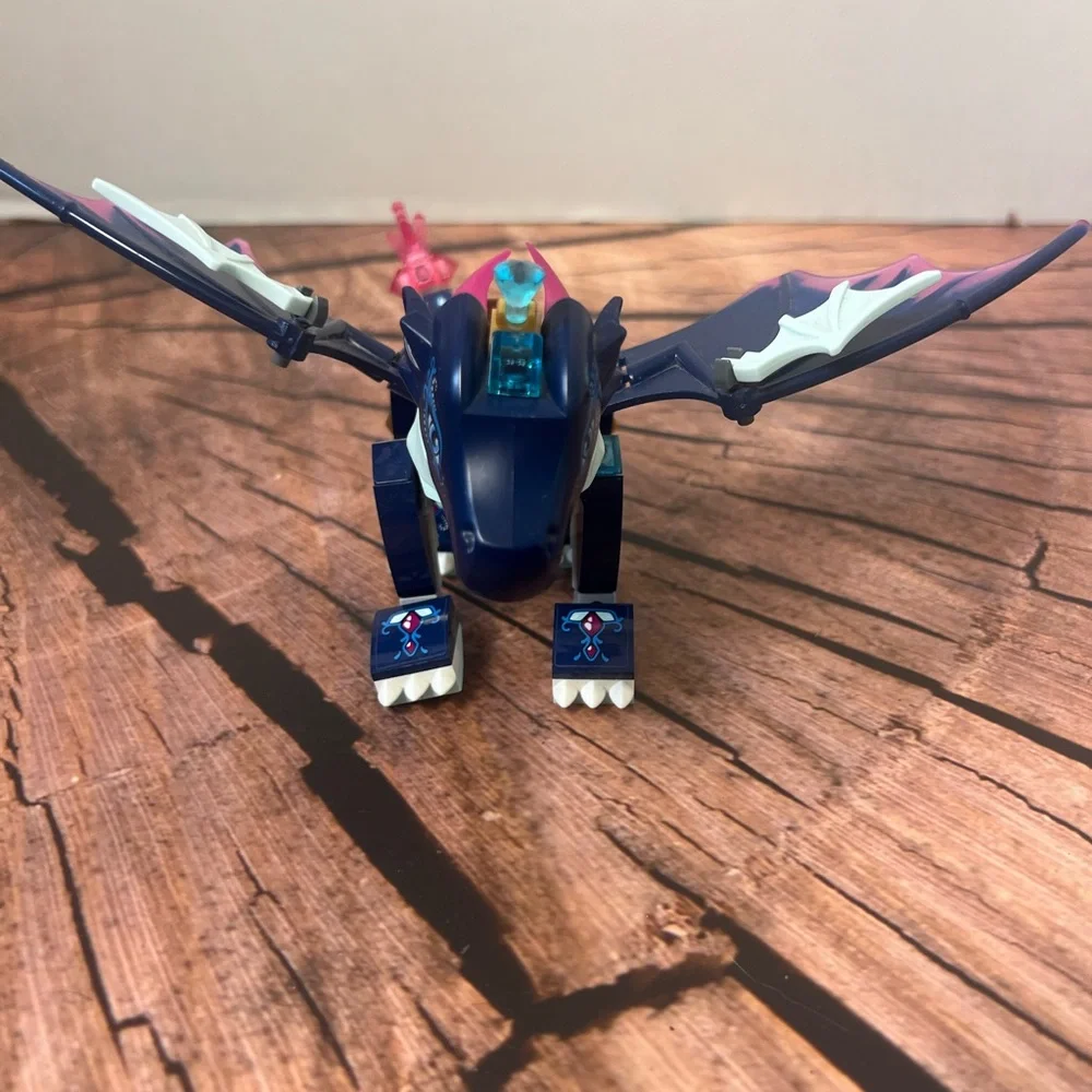 Lego has tip note