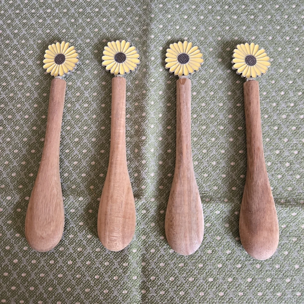 N/A set wooden