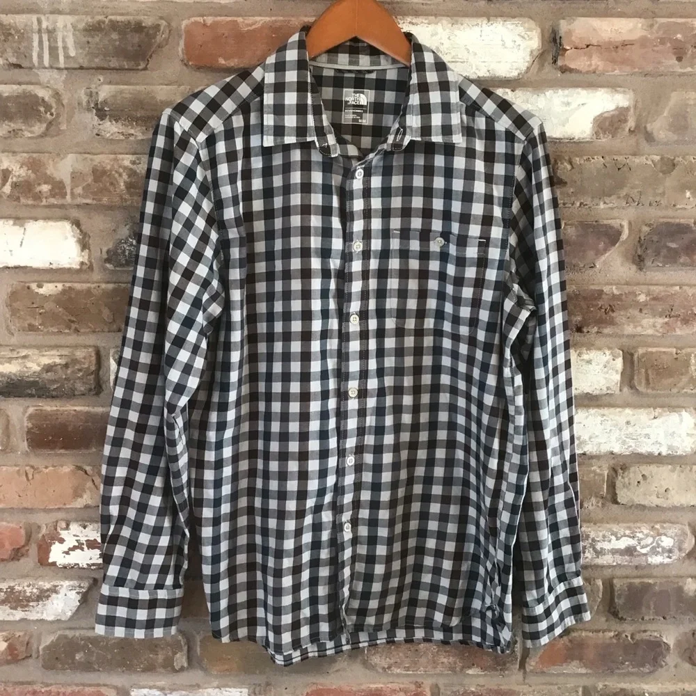 THE NORTH FACE Men’s Gray Black Navy Check Button Down Long Sleeve Shirt M