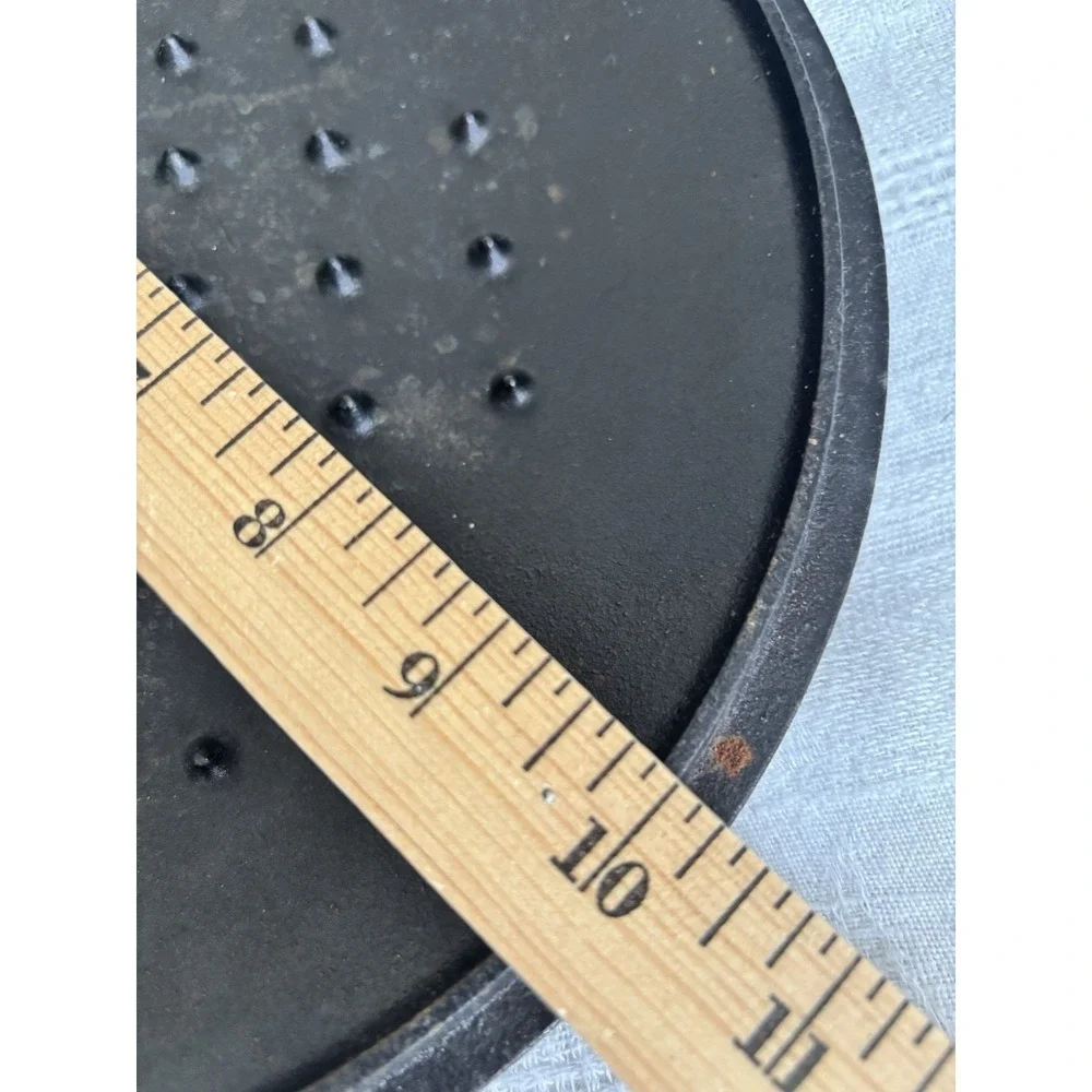 Lodge 10-1/2 USA Cast Iron #8IC Lid‎ Only