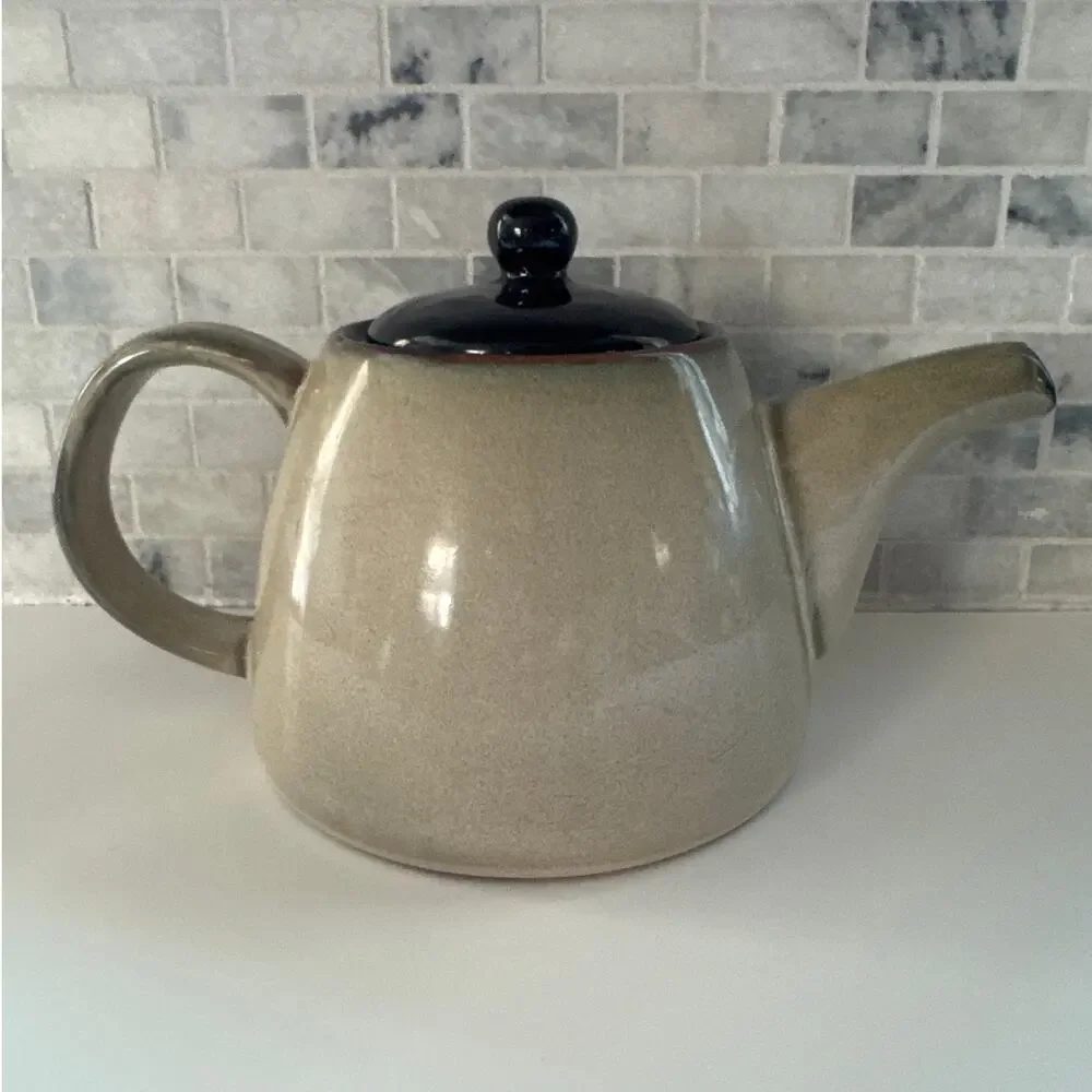 Tara pottery charming tara