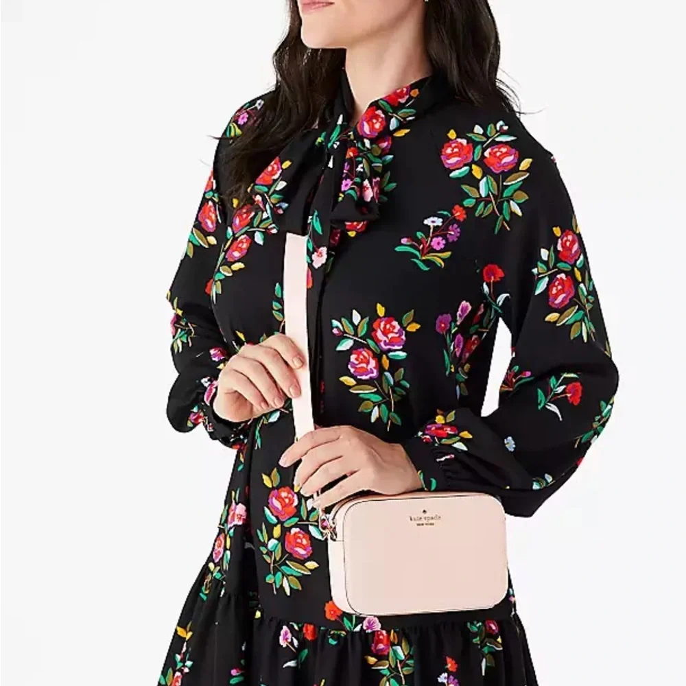 Kate Spade Madison Mini Camera Bag COLOR: Conch Pink NWT