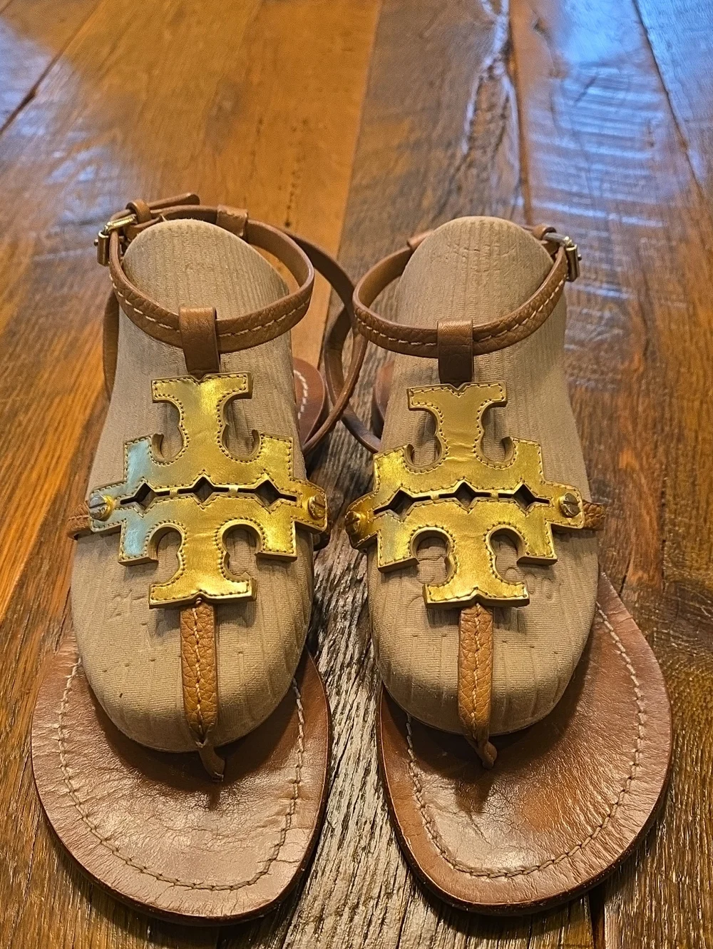 Tory Burch size sticker