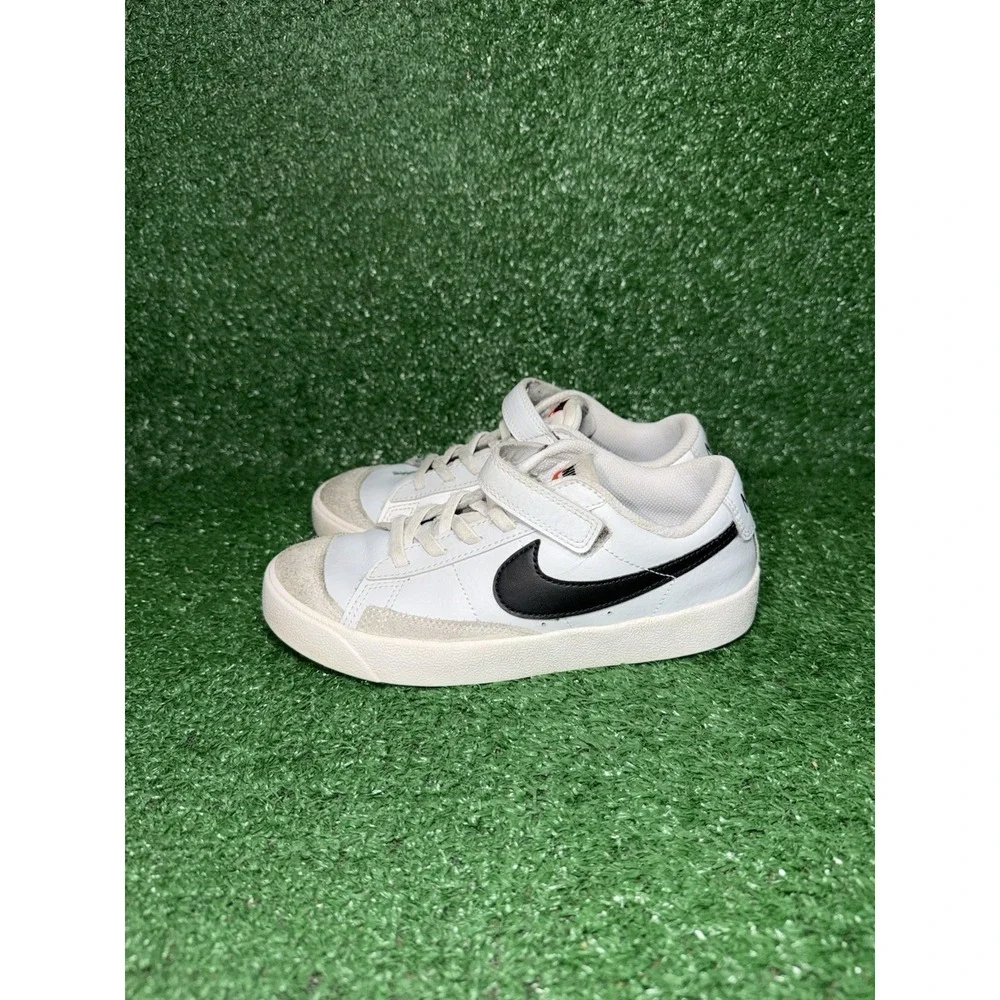 Nike may shoe