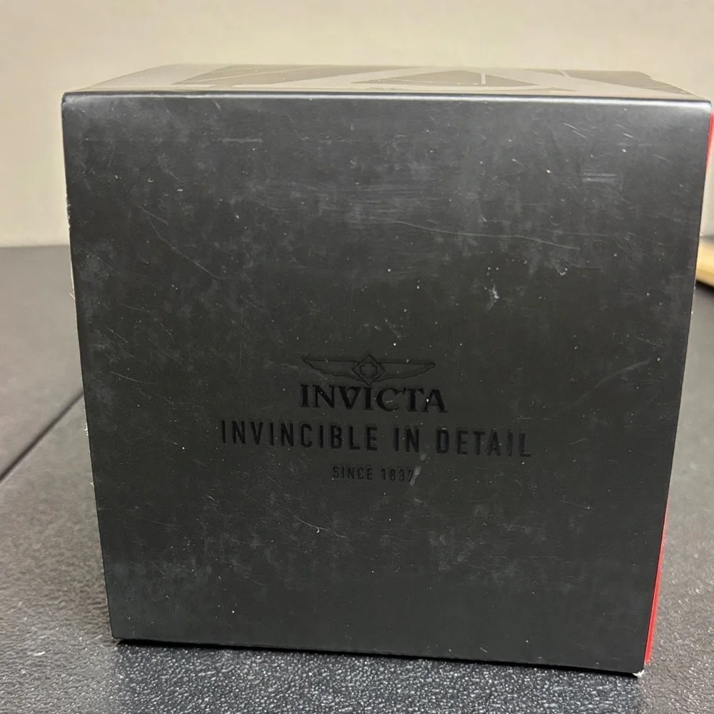 Invicta pretty feminine
