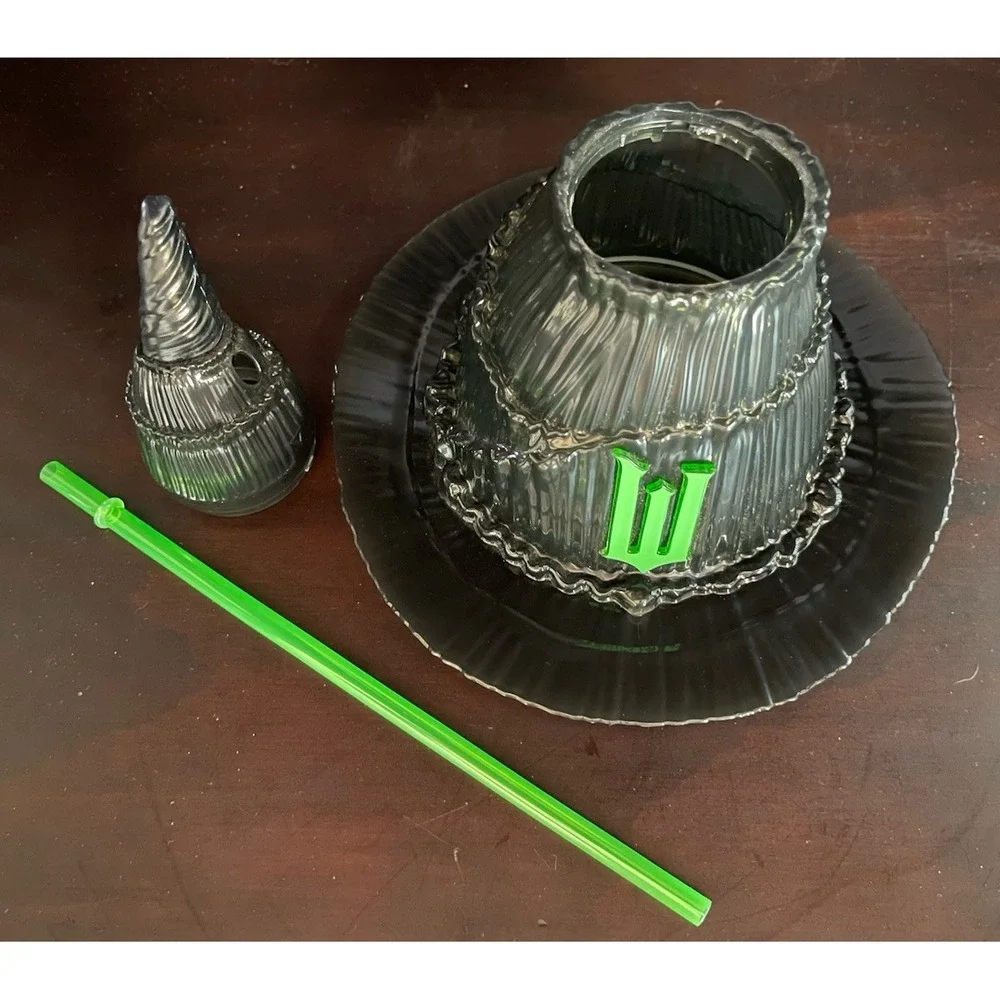 Wicked 2024 Regal Exclusive Elphaba Witch Hat‎ Sipper Cup w/Straw-USED/EXCELLENT