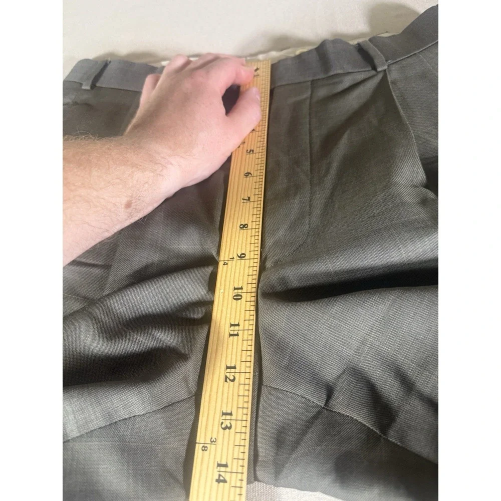 Brooks Brothers up sale
