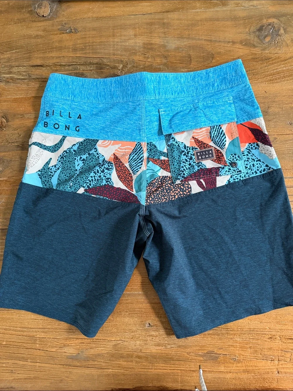 Billabong excellent size