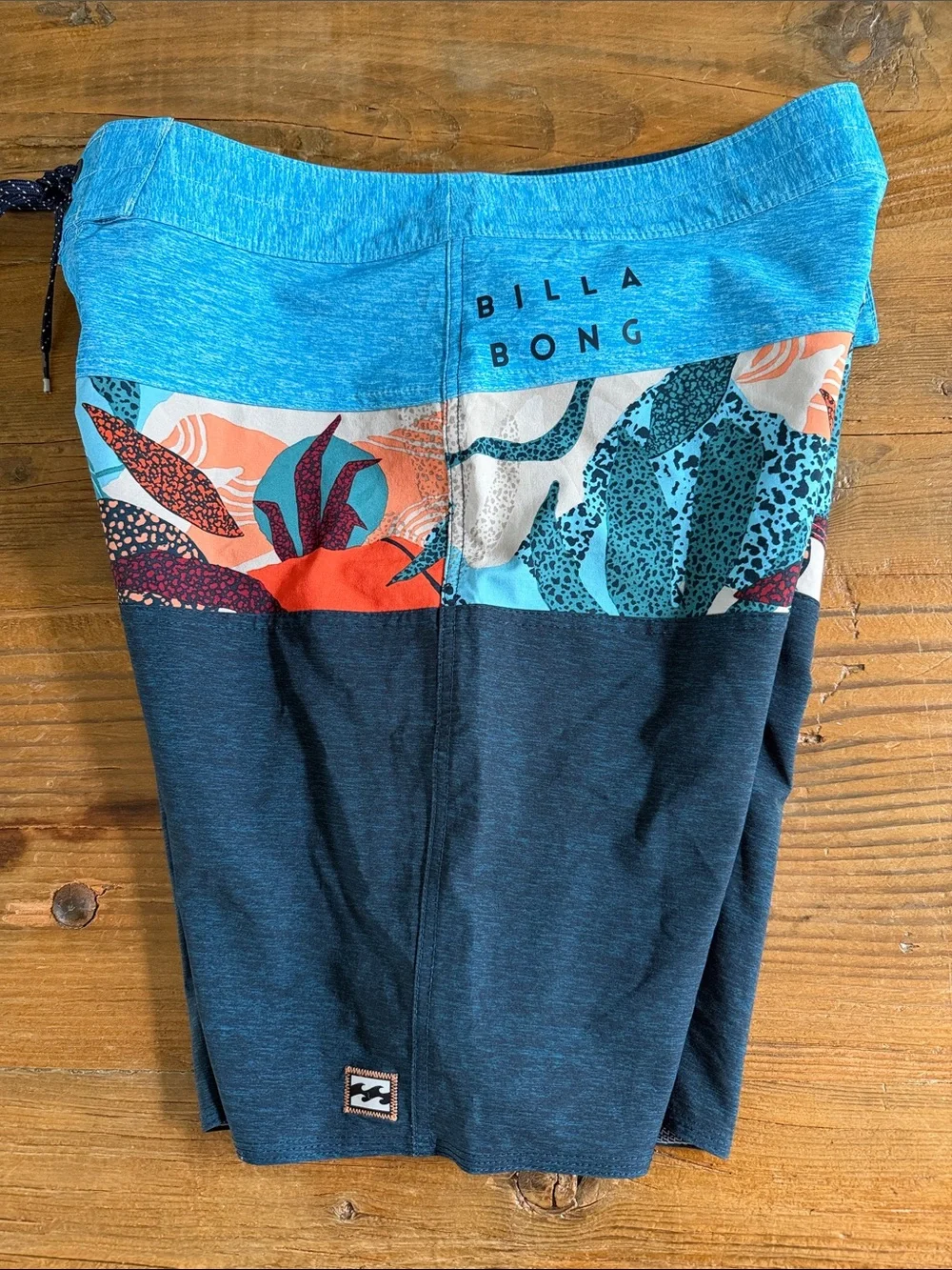 Billabong excellent size