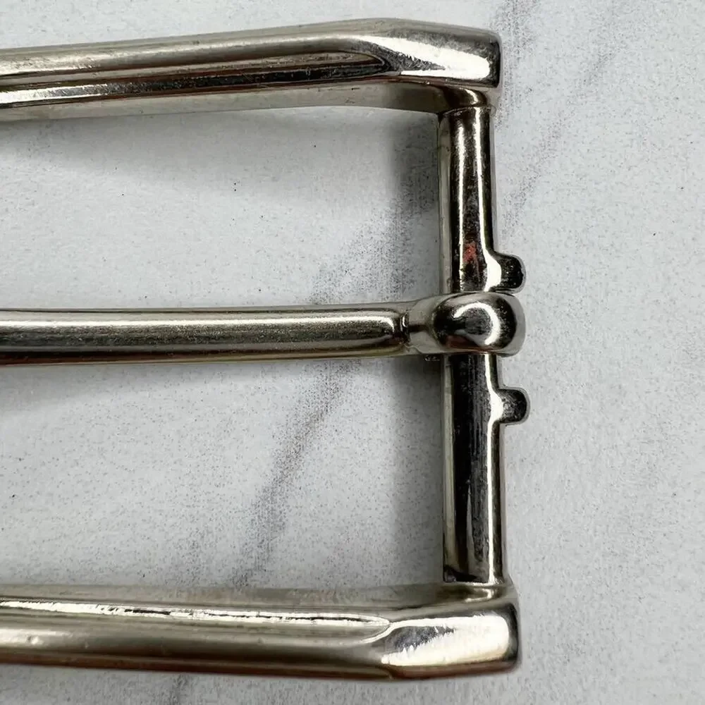 Unbranded silver tone