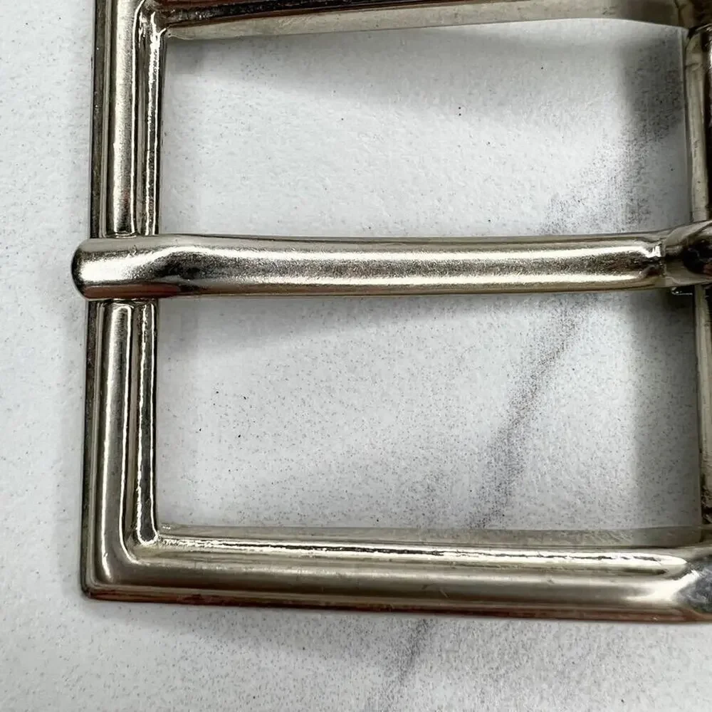 Unbranded silver tone