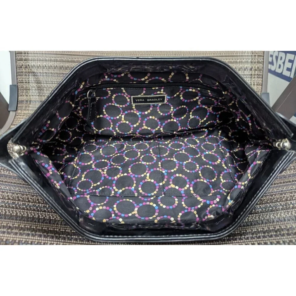 Vera Bradley view contain