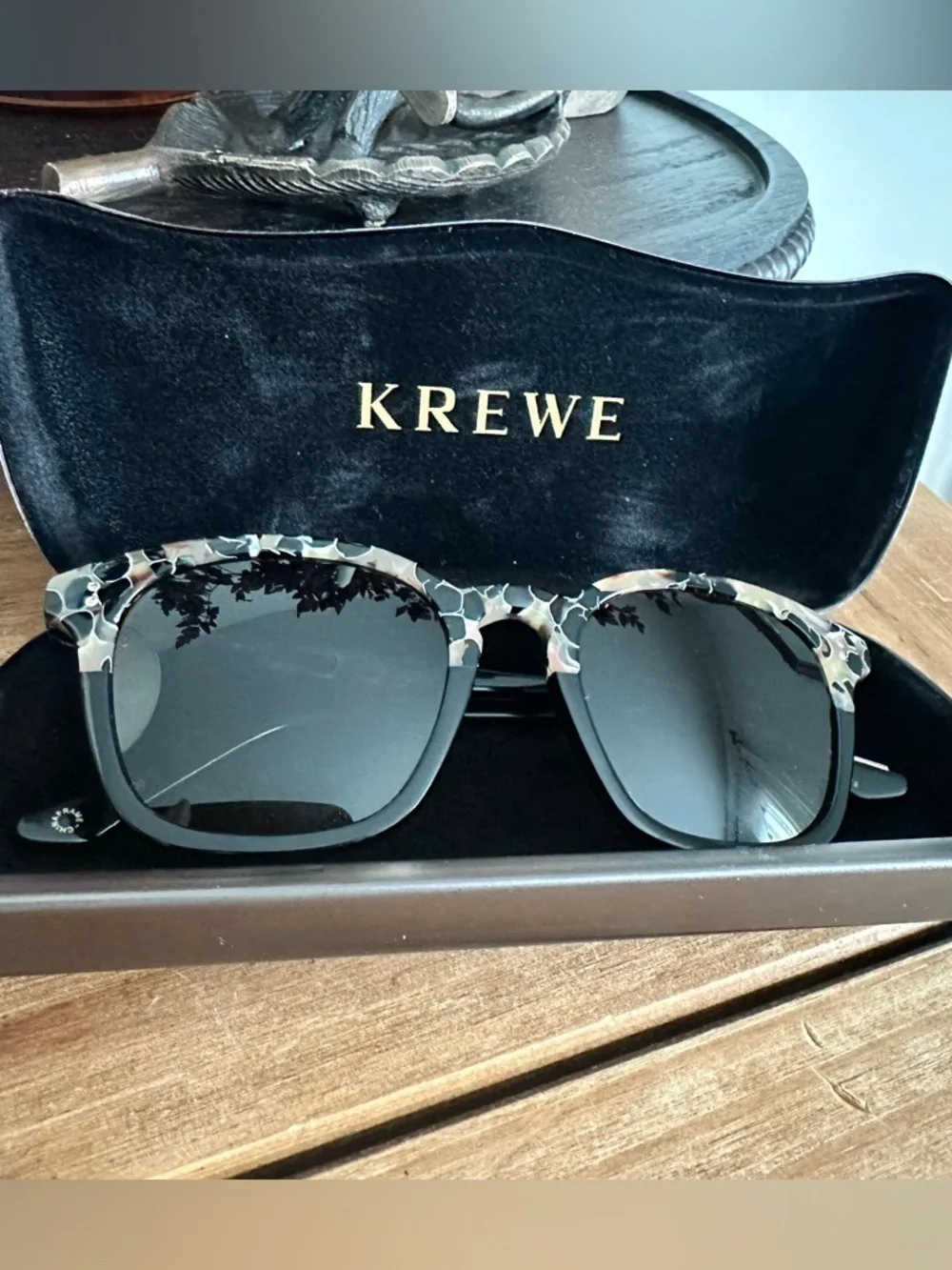 KREWE bold acetate