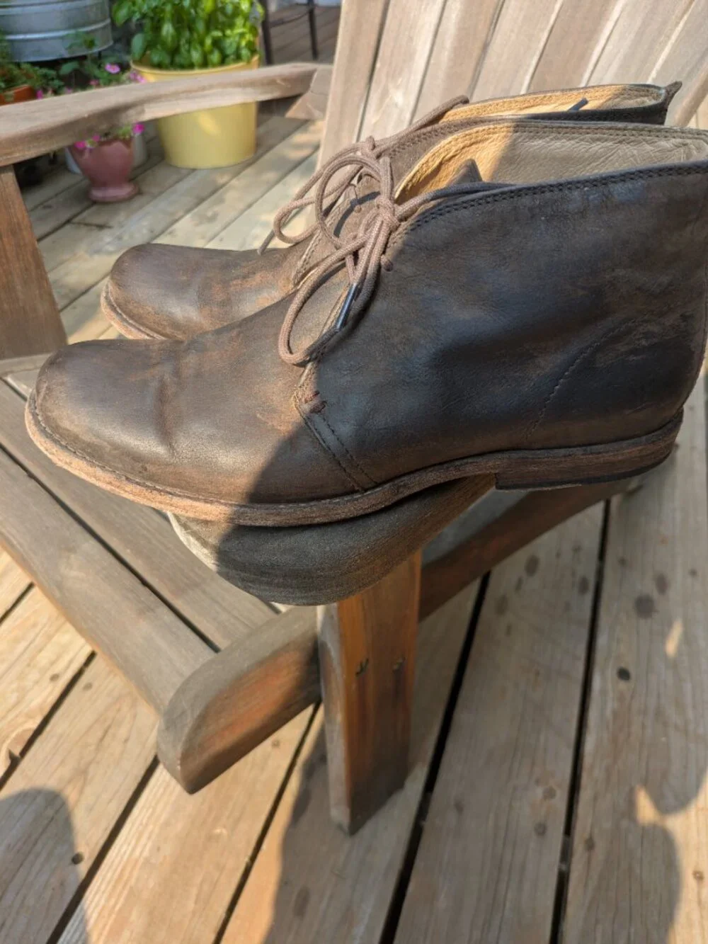 Frye Size 9 Men's Brown Leather Chukka Boots.