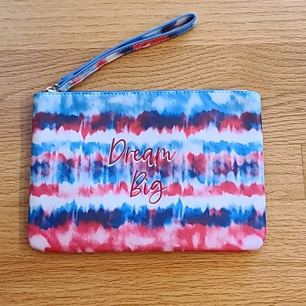 NWOT Betsey Johnson Tie Dye Dream Big Wristlet