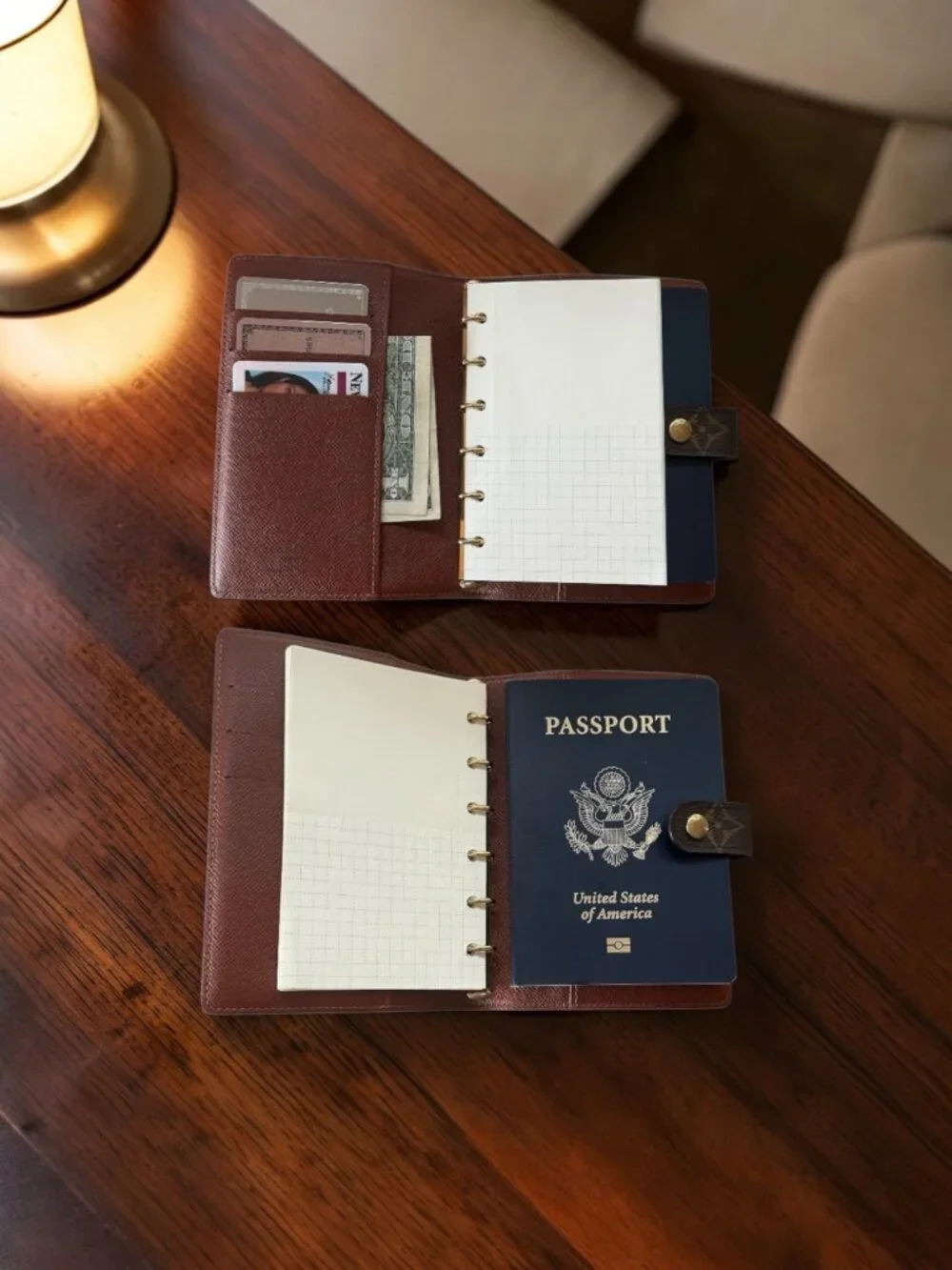 MINT Louis Vuitton Unisex Small Ring Agenda Travel Passport Credit Card Holder