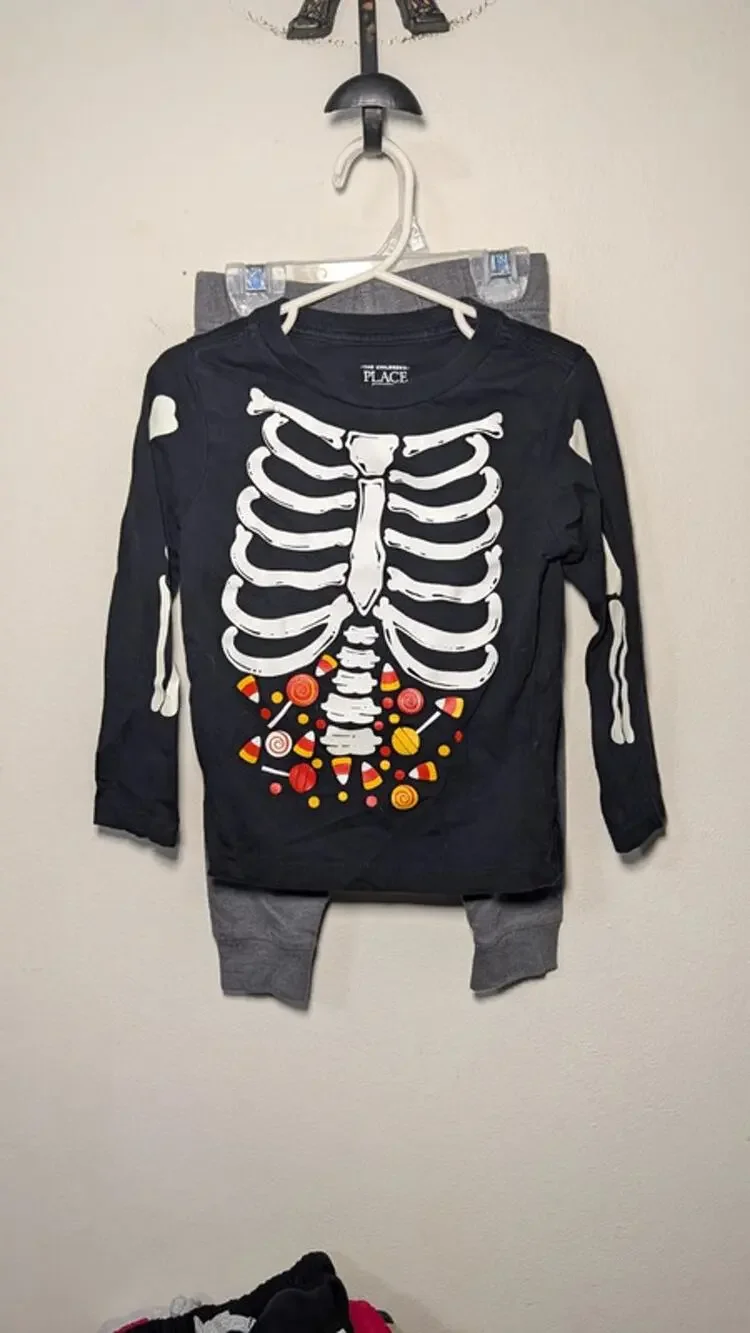Boys Size 3T Children's Place Halloween T-shirt + Garanimals Gray Sweatpants