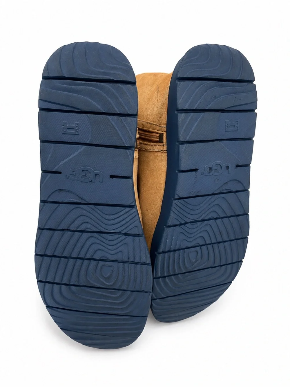 UGG classic ankle