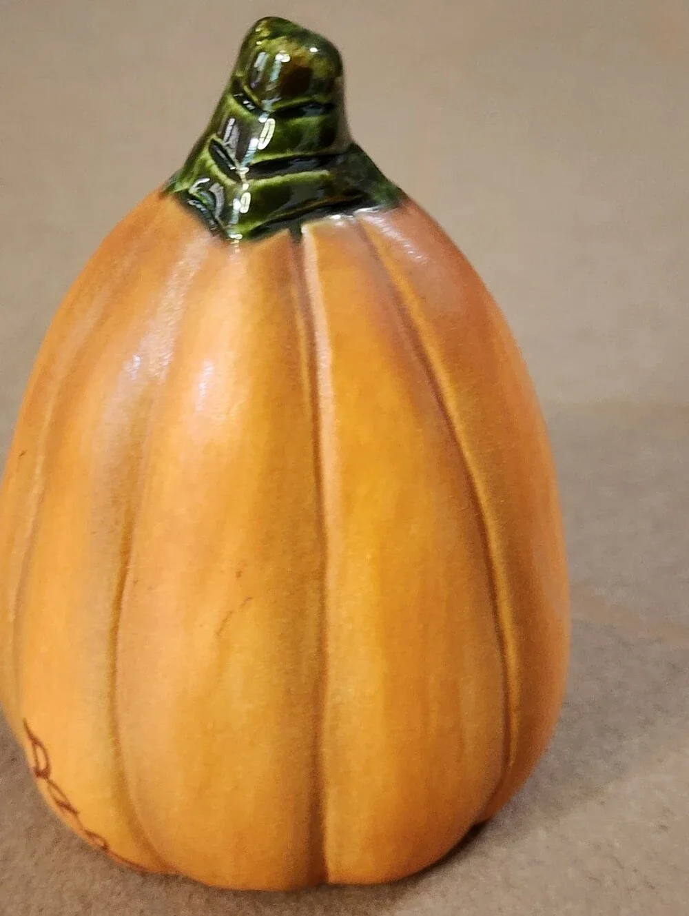 Halloween Ceramic Anthropomorphic Pumpkin Silly Face Handpainted 3.75