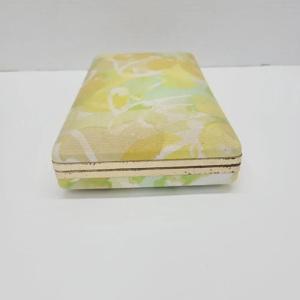 Mele case interior are
