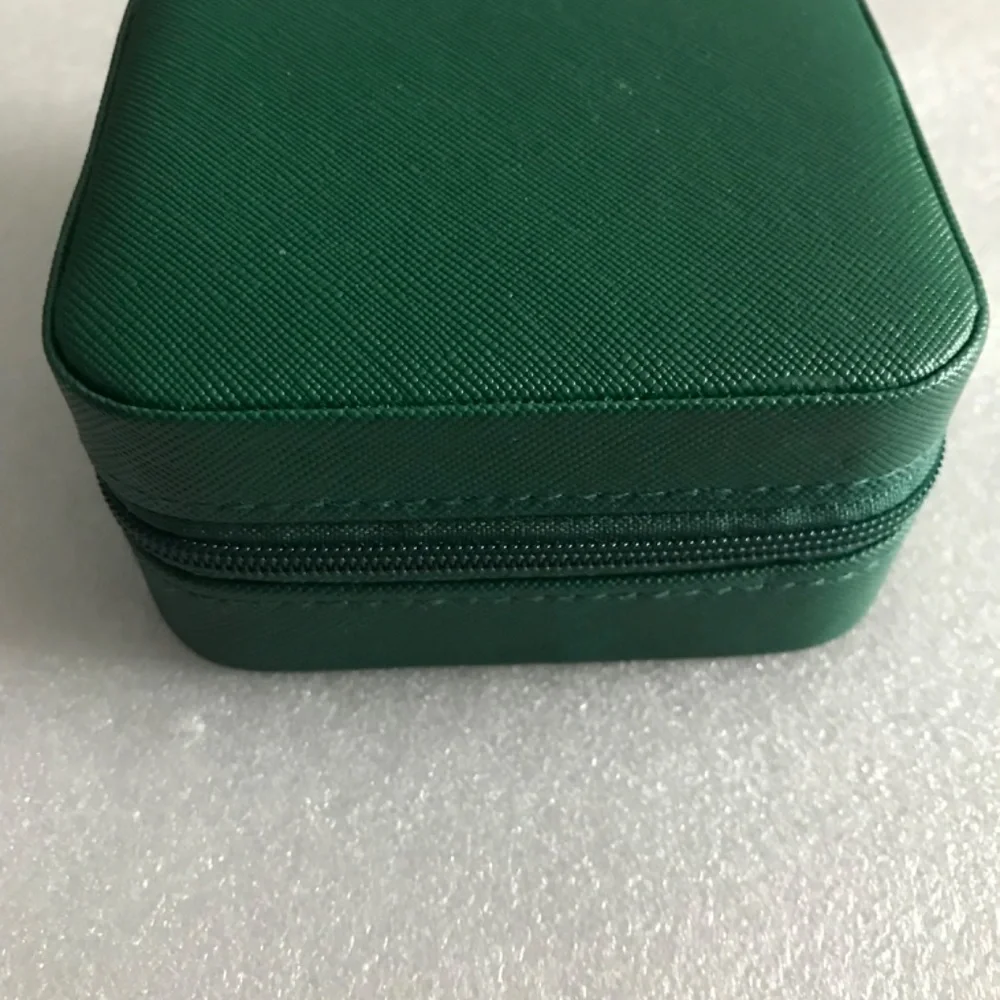 Unbranded shipping portable