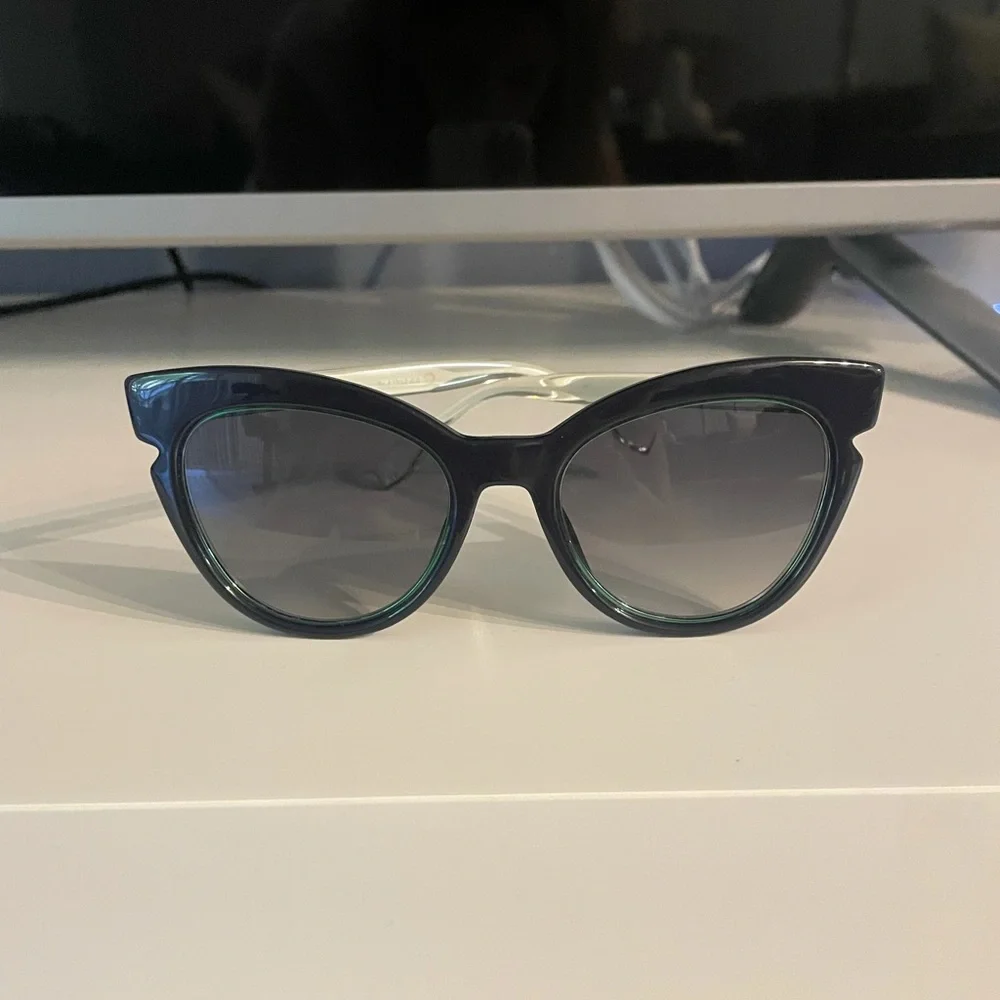Fendi Cat-eye Sunglasses