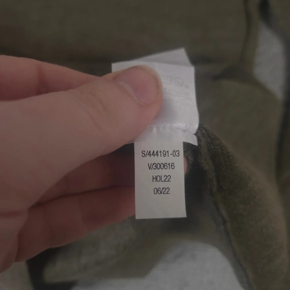 Banana Republic designer earth
