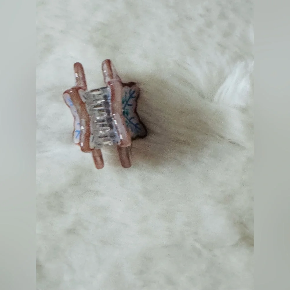 N/A charming snowflake