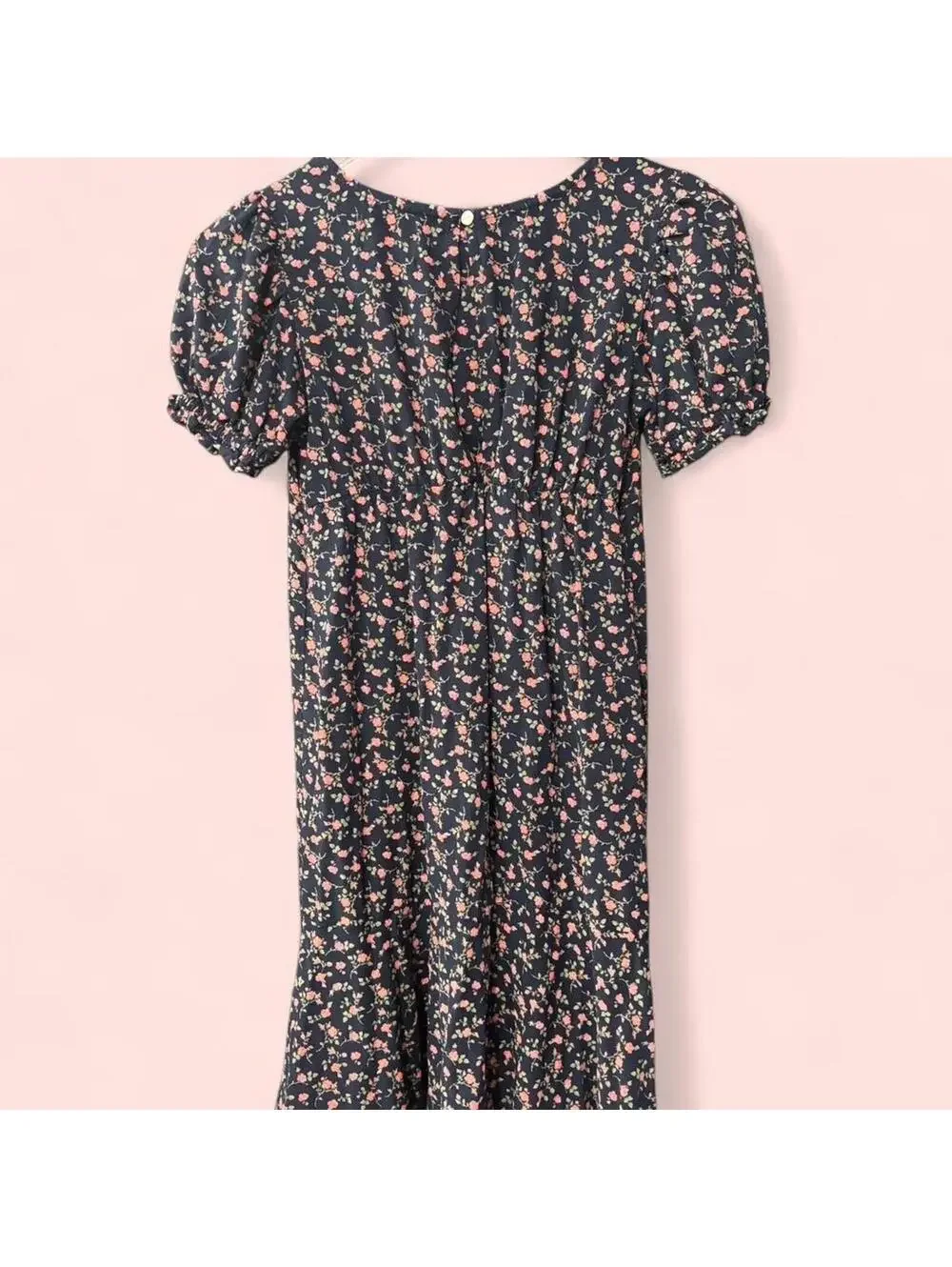 Old Navy green featuring