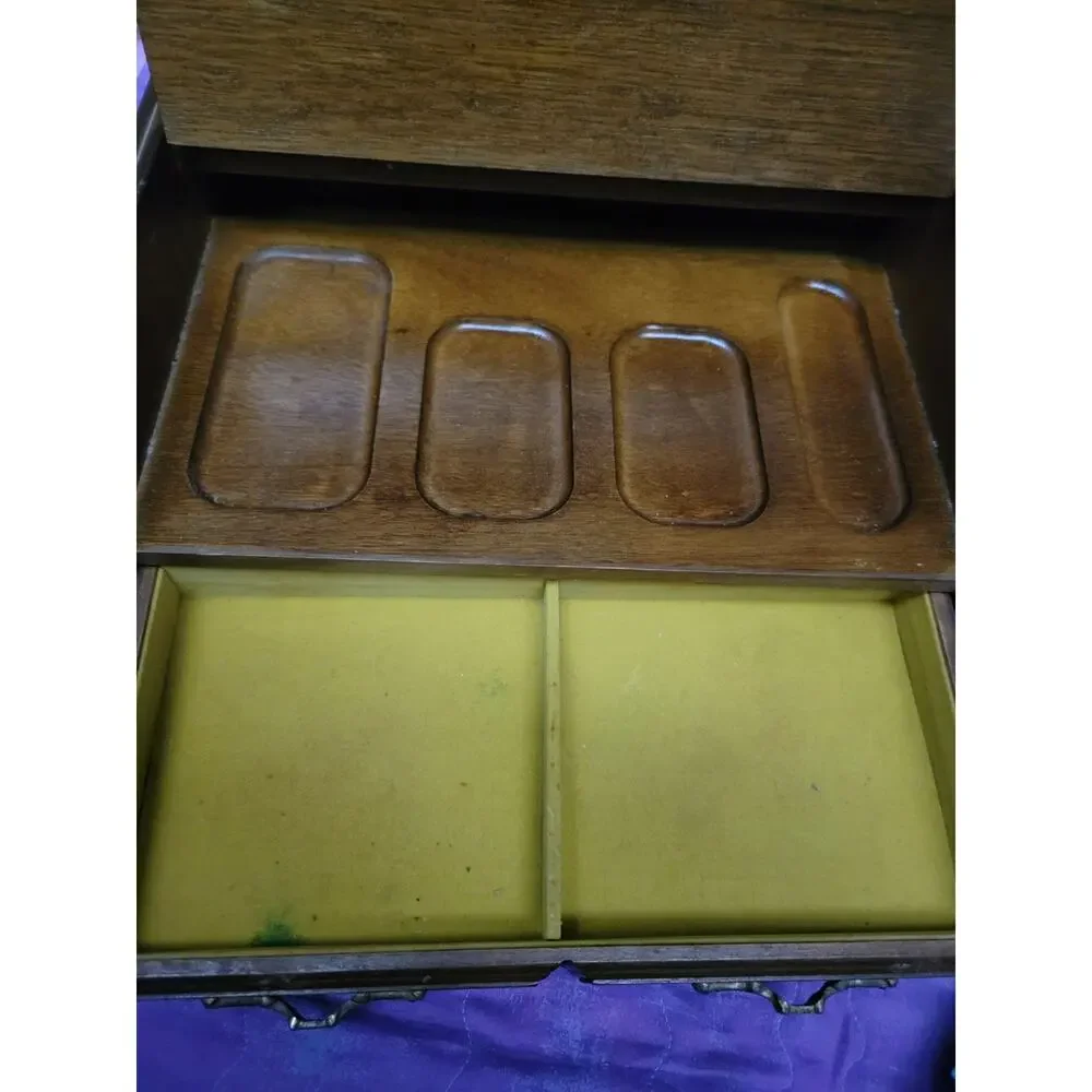 Unbranded vtg wood