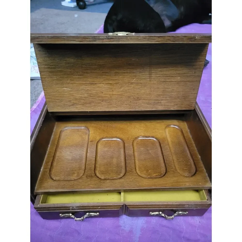 Unbranded vtg wood