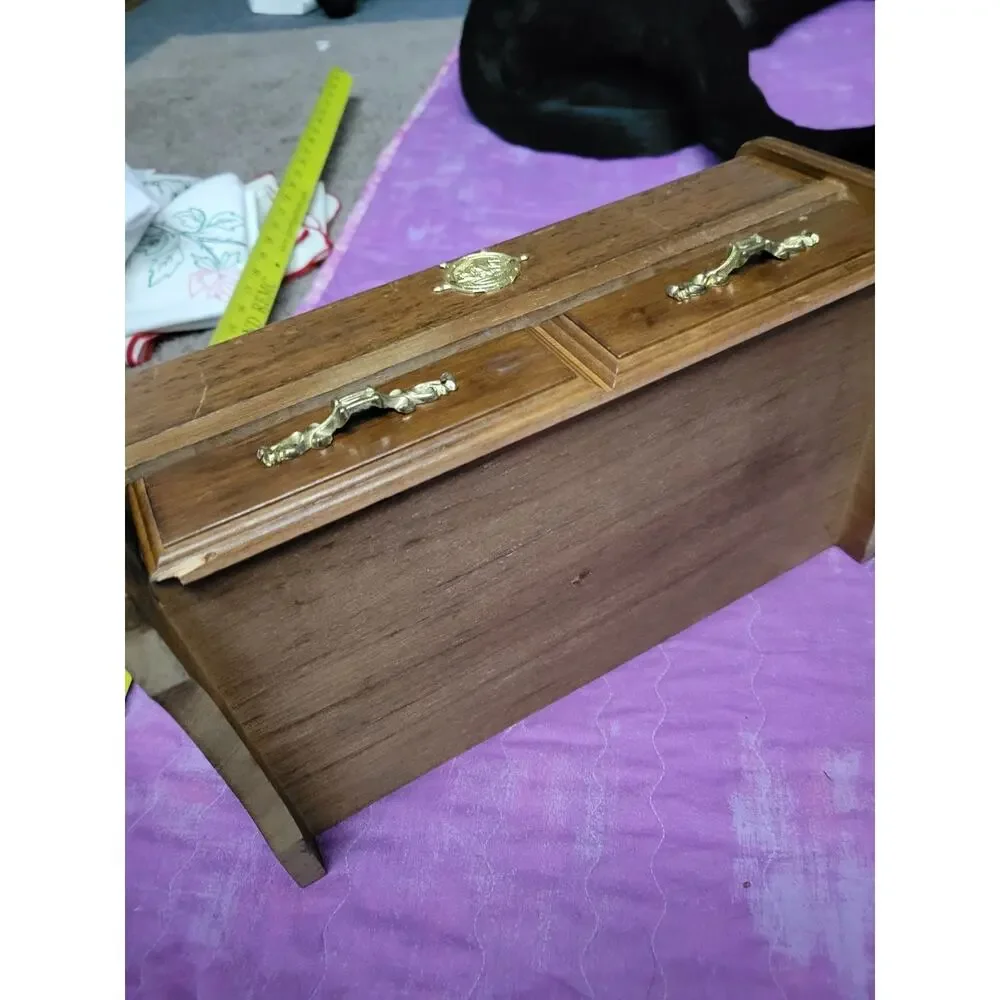 Unbranded vtg wood