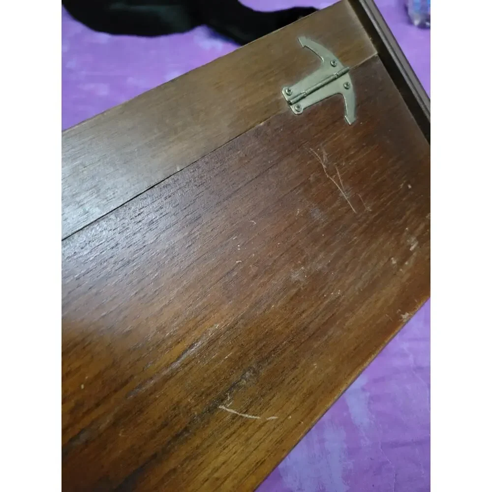 Unbranded vtg wood