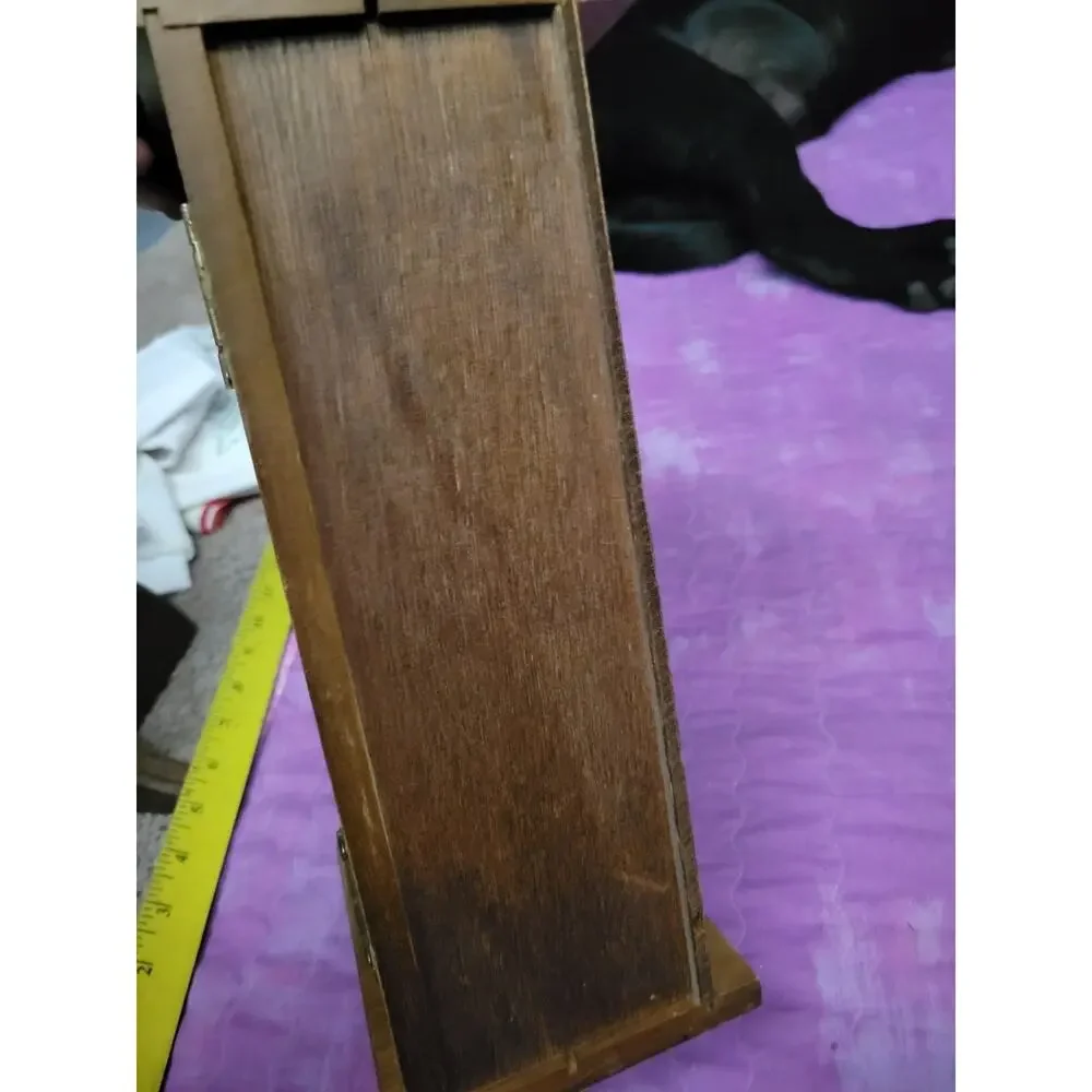 Unbranded vtg wood