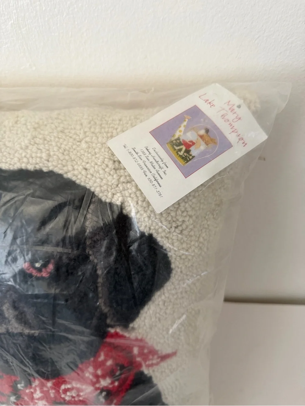 Peking Handicraft BLACK LAB & BANDANA PILLOW