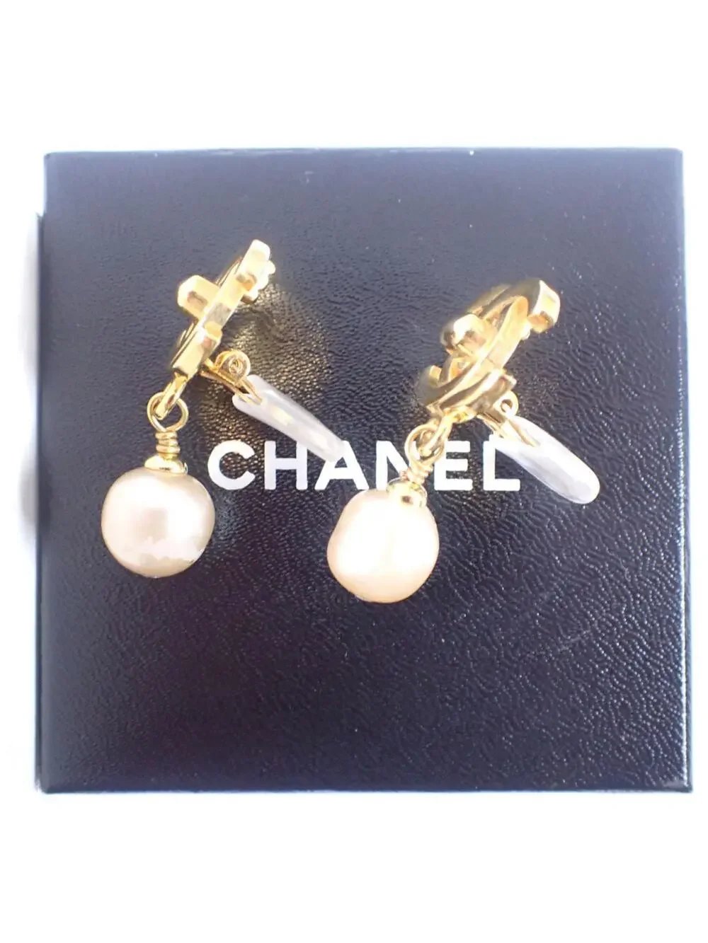 Chanel Earrings Pearl Sterling Silver #228824C10B