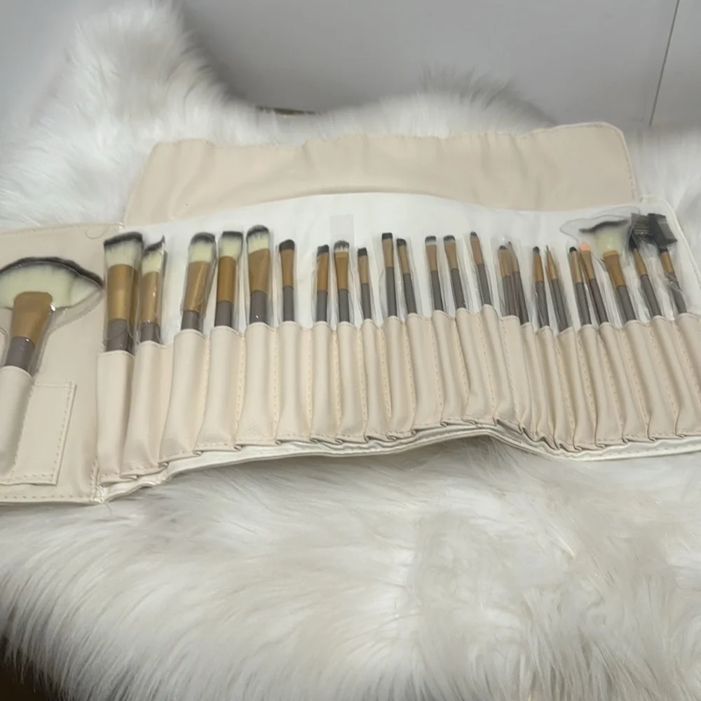 VYSN 24 piece